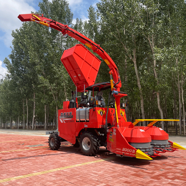 2020m स्व-चालित लघु चारा हार्वेस्टर